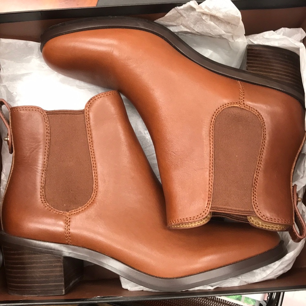 Coach boots